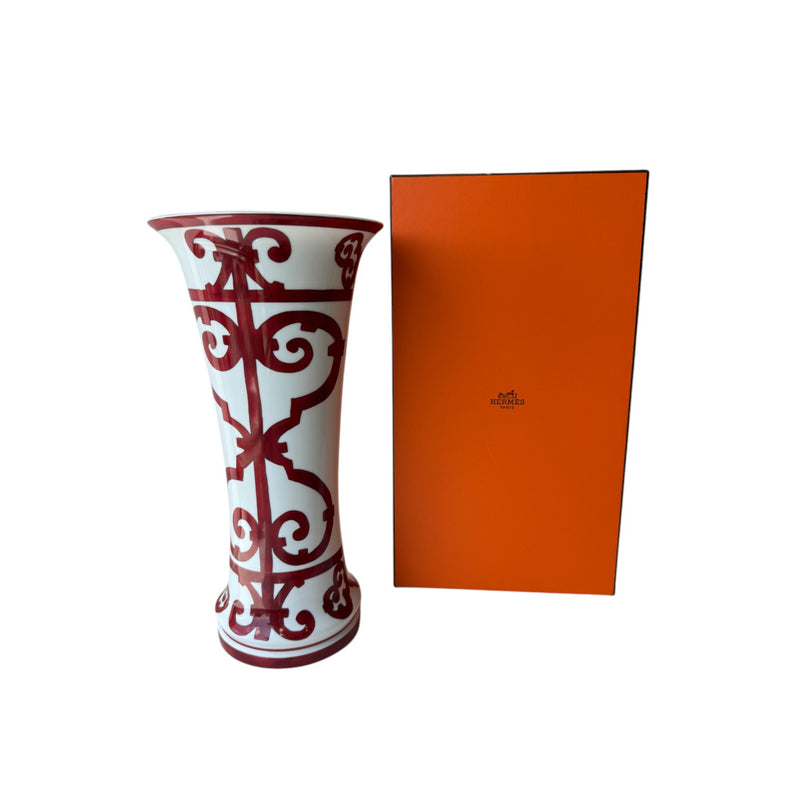 Balcon du Guadalquivir Vase Red and White