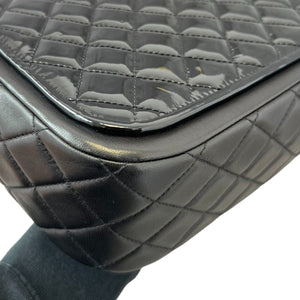 Jumbo Twist Flap Patent Quilted Black SHW