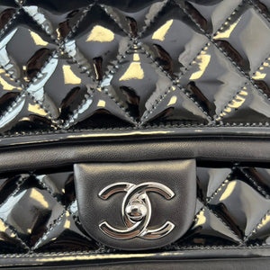 Jumbo Twist Flap Patent Quilted Black SHW