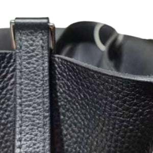 Picotin Lock 22 MM Taurillon Clemence Black PHW