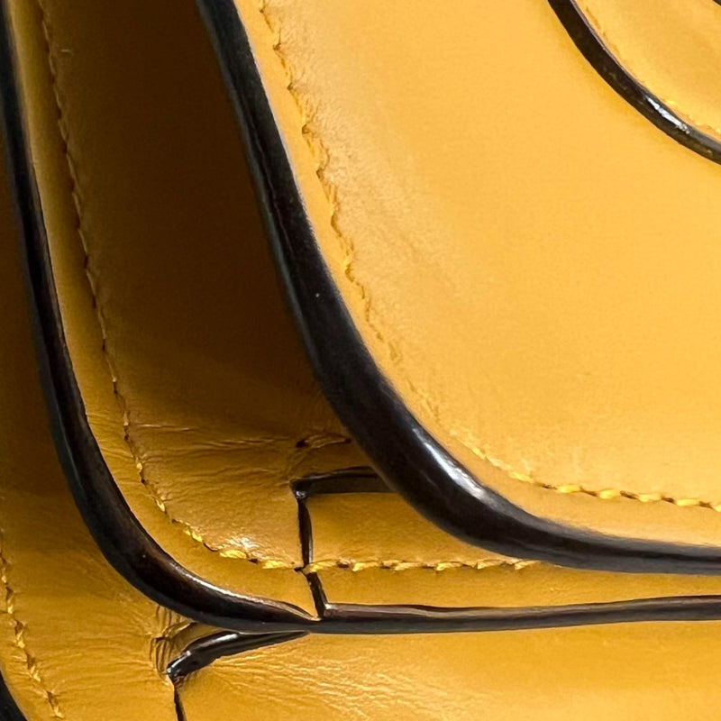 Serpenti Forever Medium Calfskin Yellow GHW