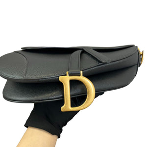 Saddle Bag Medium Grained Calfskin Black GHW