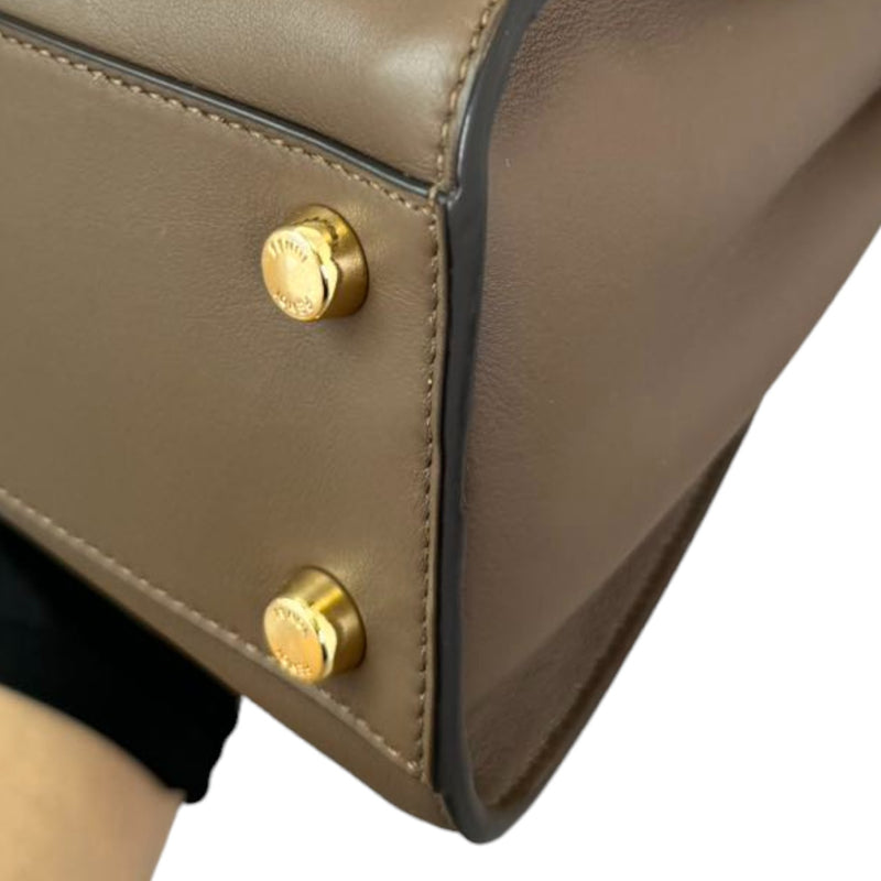 Peekaboo Iseeu Small Calfskin Leather Taupe GHW