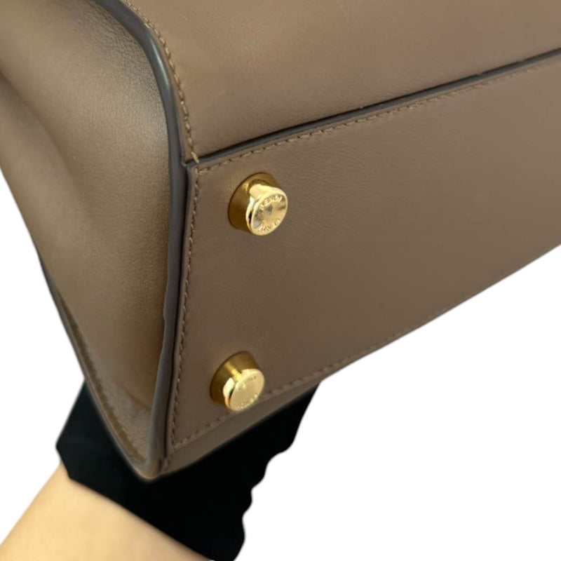 Peekaboo Iseeu Small Calfskin Leather Taupe GHW