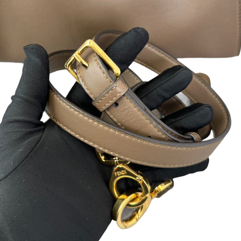 Peekaboo Iseeu Small Calfskin Leather Taupe GHW