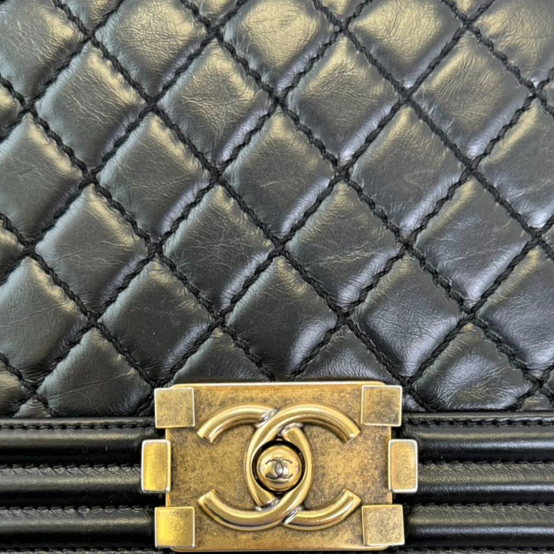 Old Boy Flap Medium Lambskin Quilted Black GHW
