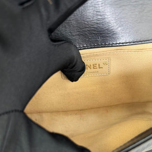 Old Boy Flap Medium Lambskin Quilted Black GHW