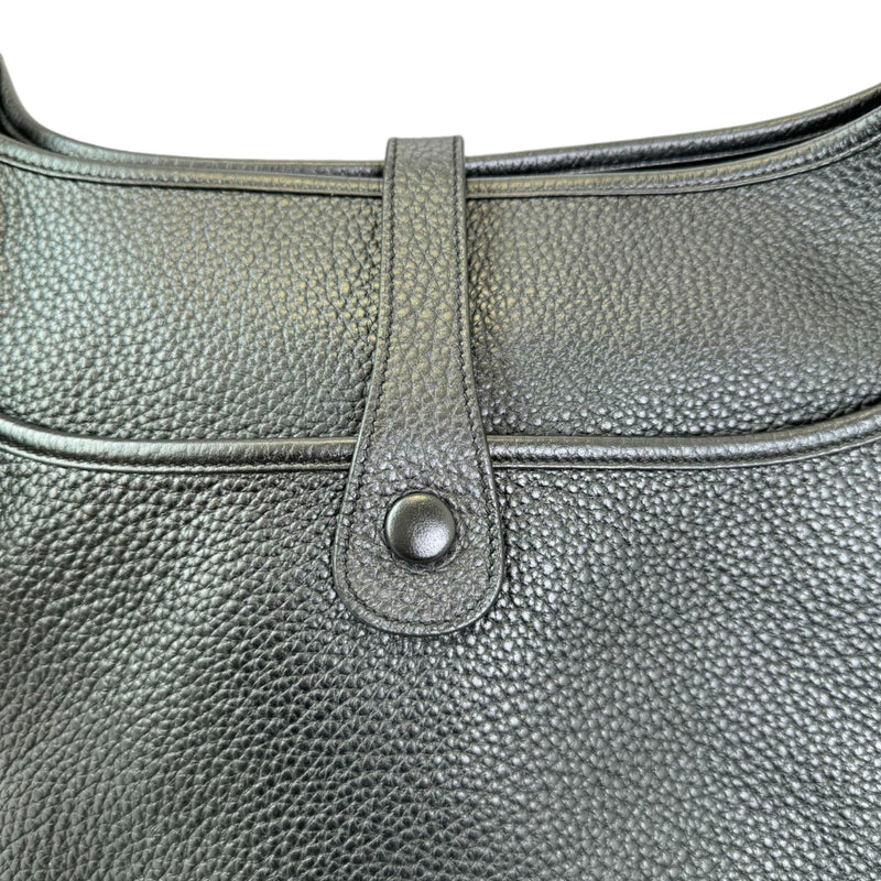 Evelyne III PM Taurillon Clemence Black PHW