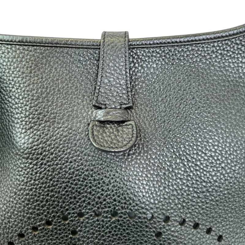 Evelyne III PM Taurillon Clemence Black PHW