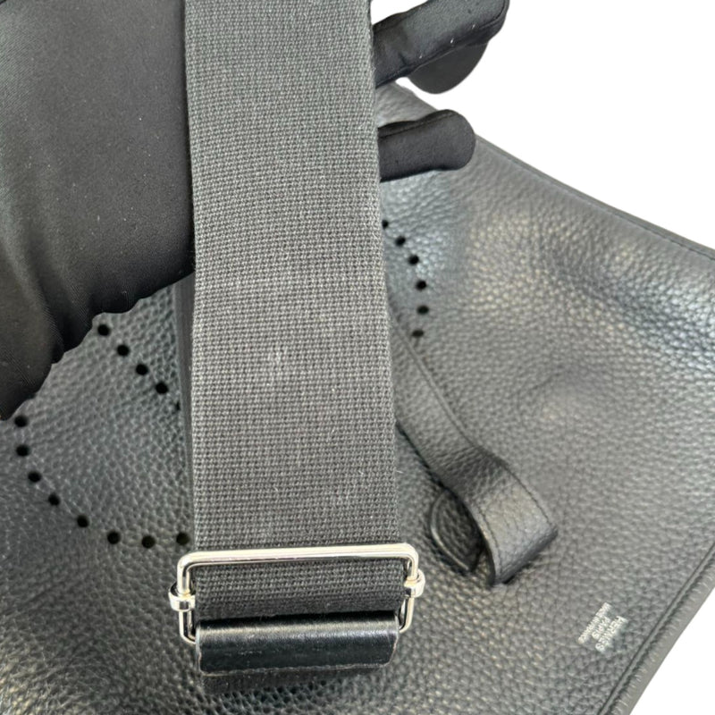 Evelyne III PM Taurillon Clemence Black PHW