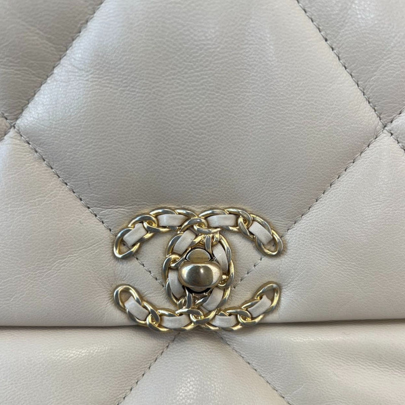 19 Flap Large Lambskin Quilted Beige MHW