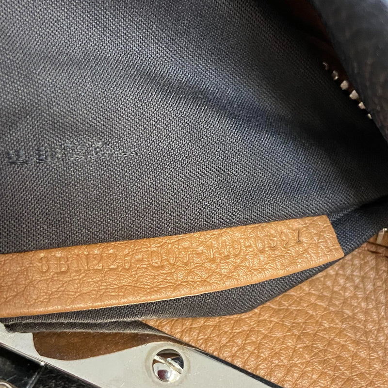 Peekaboo Iconic Satchel Peekaboo Medium Grained Calfskin Black SHW