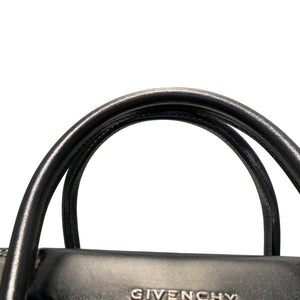 Antigona Medium Shiny Calfskin Black SHW
