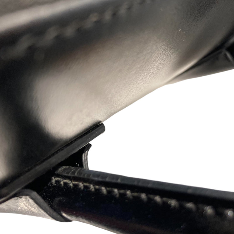 Antigona Medium Shiny Calfskin Black SHW