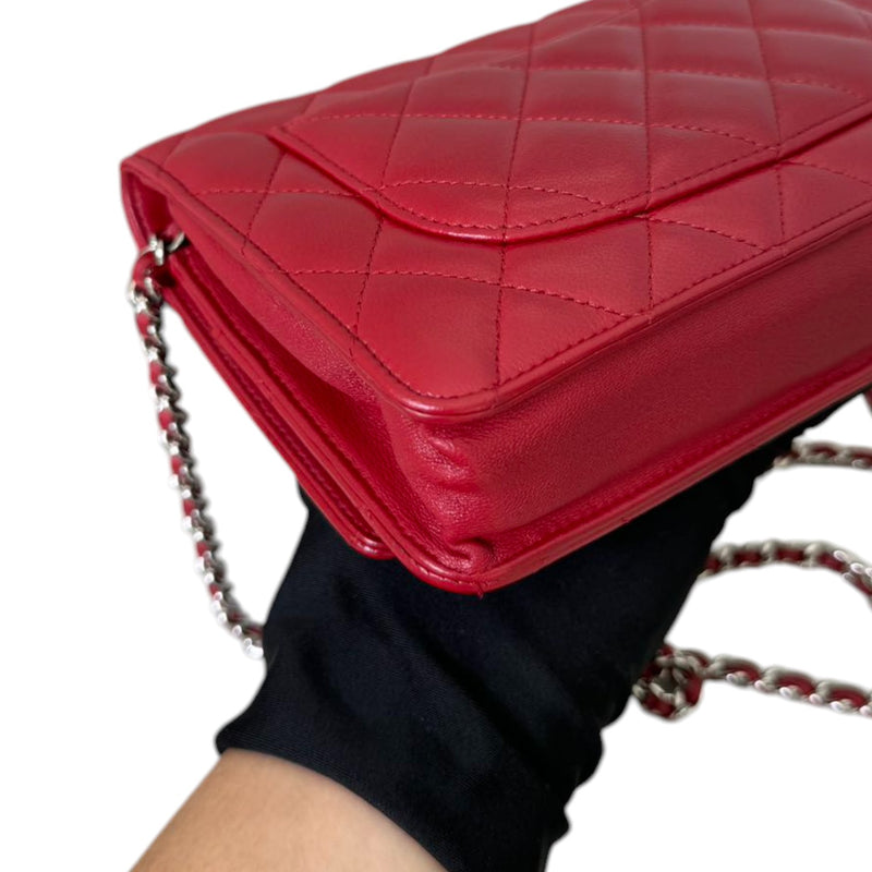 Wallet On Chain WOC Lambskin Quilted Red SHW