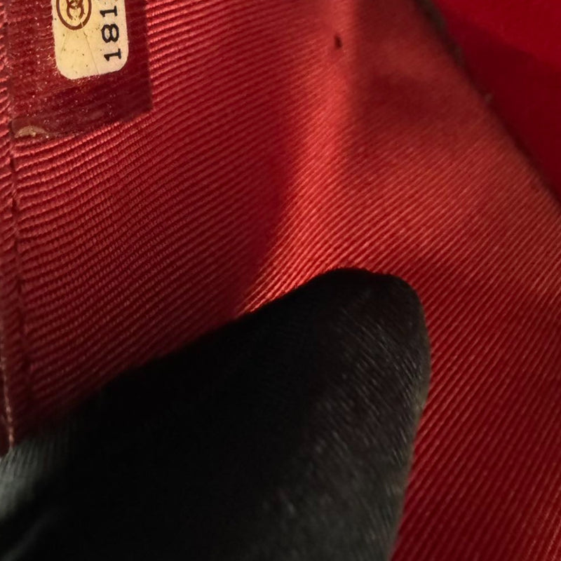 Wallet On Chain WOC Lambskin Quilted Red SHW