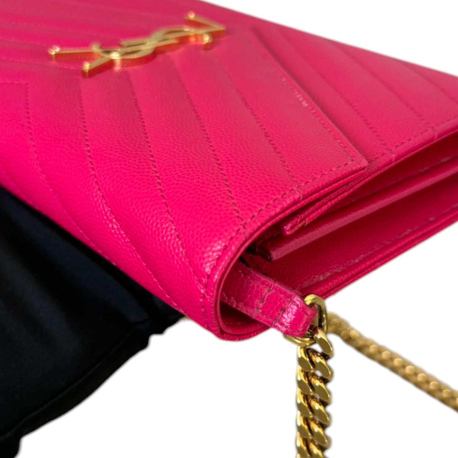 Saint Laurent Chain Wallet Grain De Poudre Matelasse Chevron