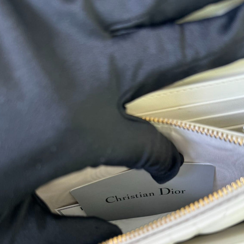 Miss Dior Chain Pouch Lambskin White GHW