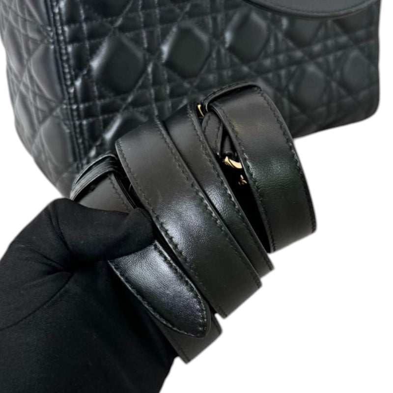 Lady Dior Medium Lambskin Cannage Black GHW