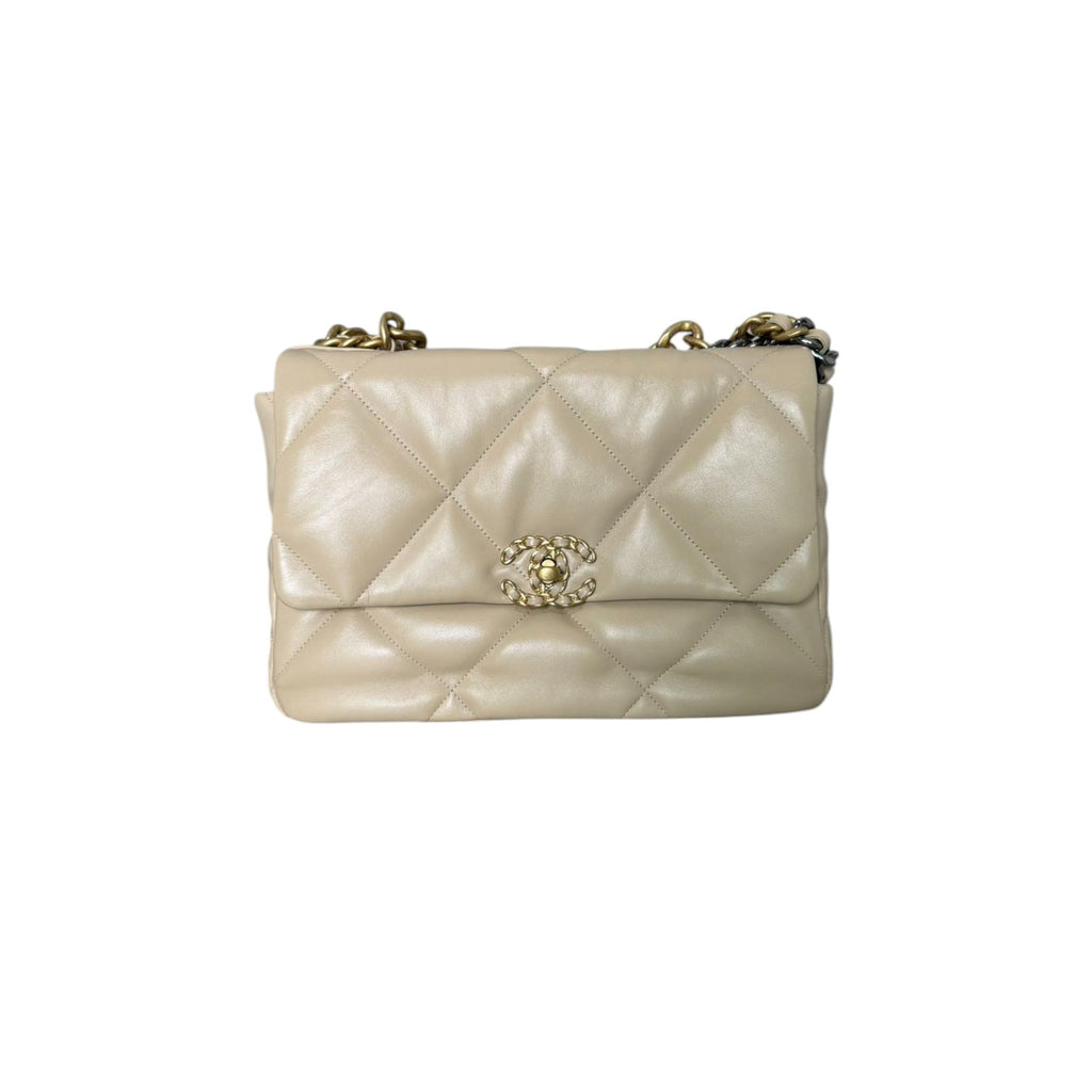 19 Flap Medium Lambskin Quilted Beige MHW