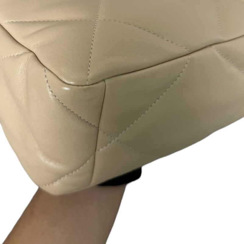 19 Flap Medium Lambskin Quilted Beige MHW