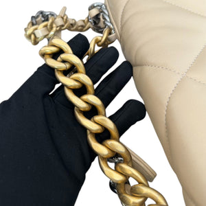 19 Flap Medium Lambskin Quilted Beige MHW
