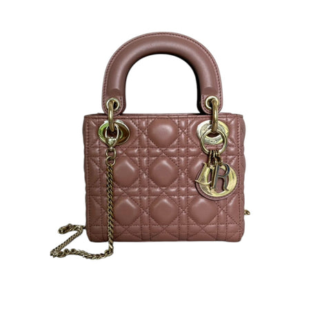 19 round clutch with chain Pink
