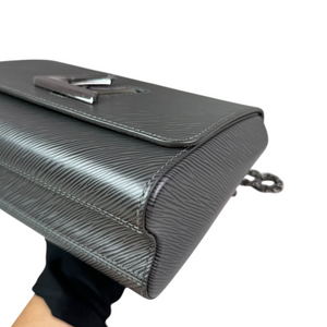 Twist MM Shoulder Epi Leather Noir Grey SHW
