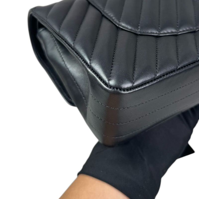 Double Flap Medium Lambskin Chevron Quilted Black LGHW