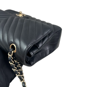 Double Flap Medium Lambskin Chevron Quilted Black LGHW