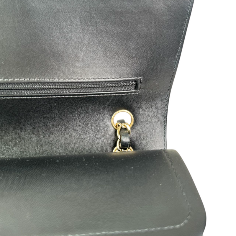 Double Flap Medium Lambskin Chevron Quilted Black LGHW