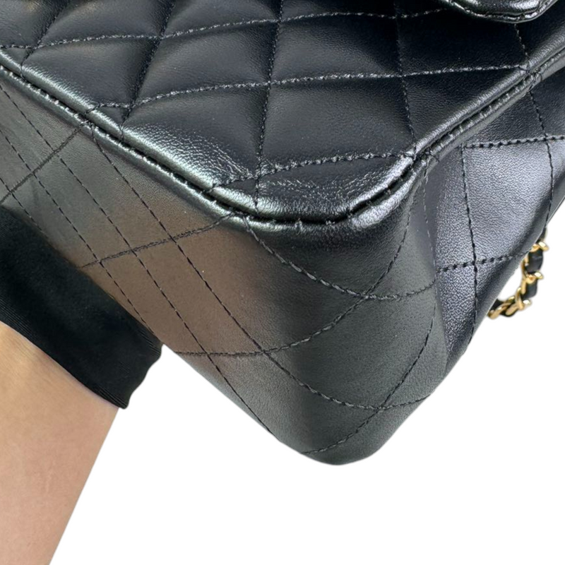 Classic Double Flap Medium Lambskin Quilted Black GHW