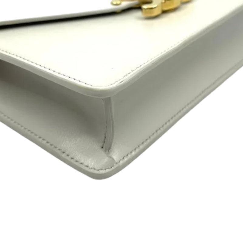 Triomphe Wallet on Chain Smooth Calfskin Off White GHW