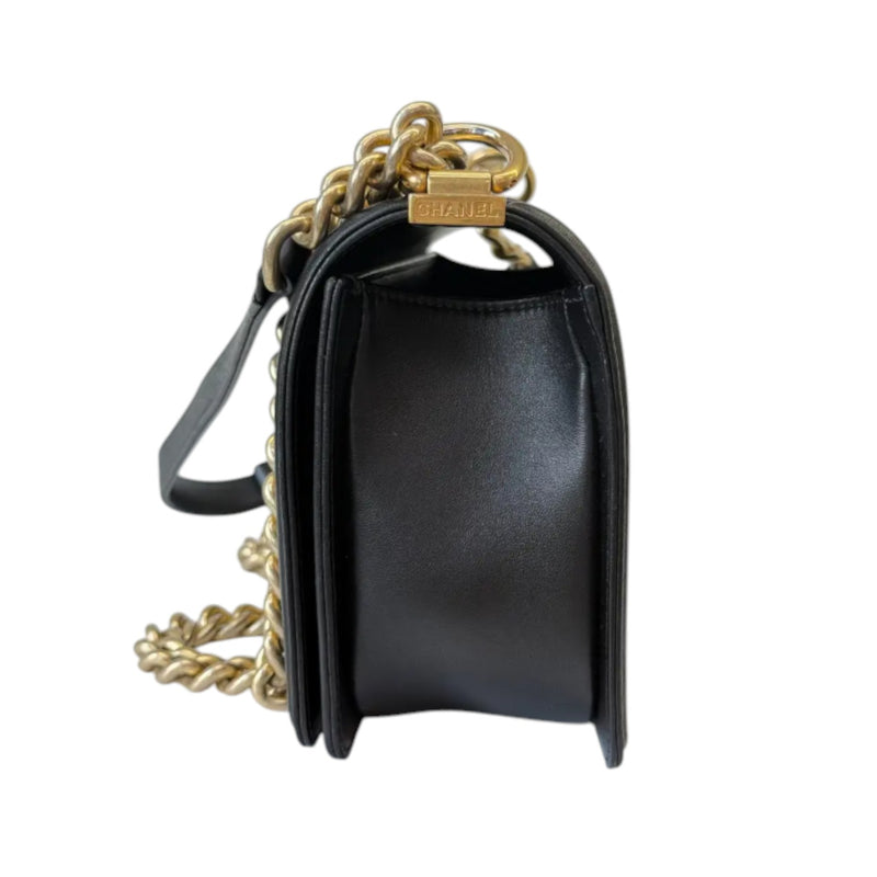 Boy Flap Medium Lambskin Quilted Black GHW