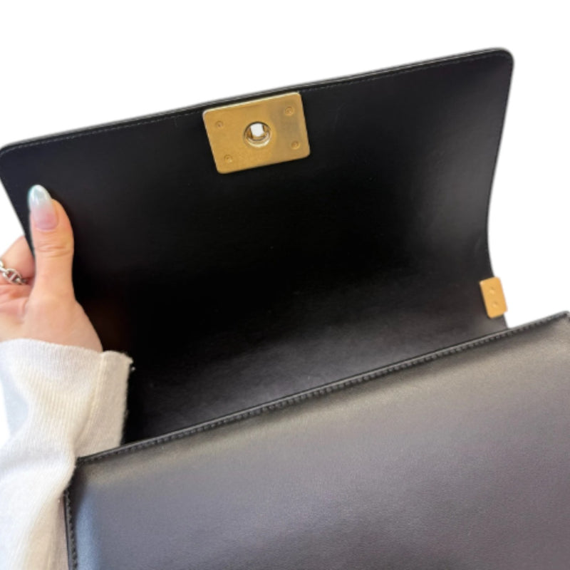 Boy Flap Medium Lambskin Quilted Black GHW