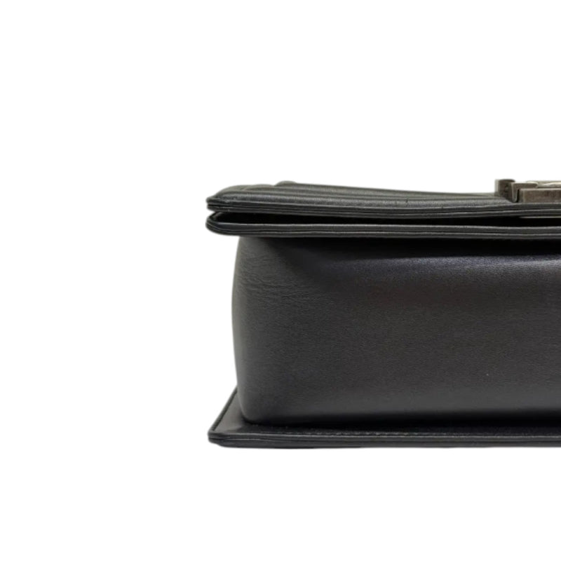 Boy Flap Medium Lambskin Quilted Black RHW