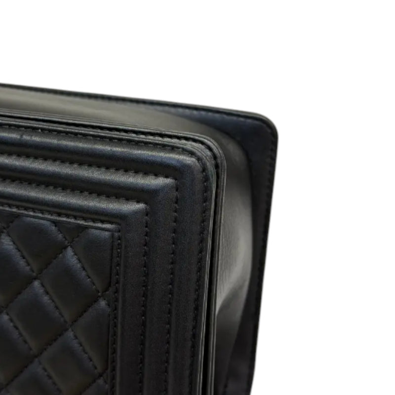 Boy Flap Medium Lambskin Quilted Black RHW