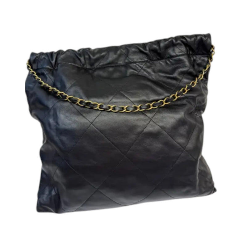 22 Medium Shiny Calfskin Quilted Black GHW