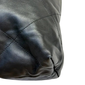22 Medium Shiny Calfskin Quilted Black GHW