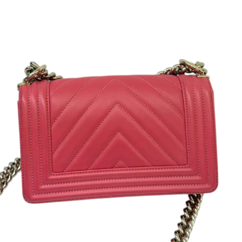 Boy Flap Small Calfskin Chevron Quilted Red GHW