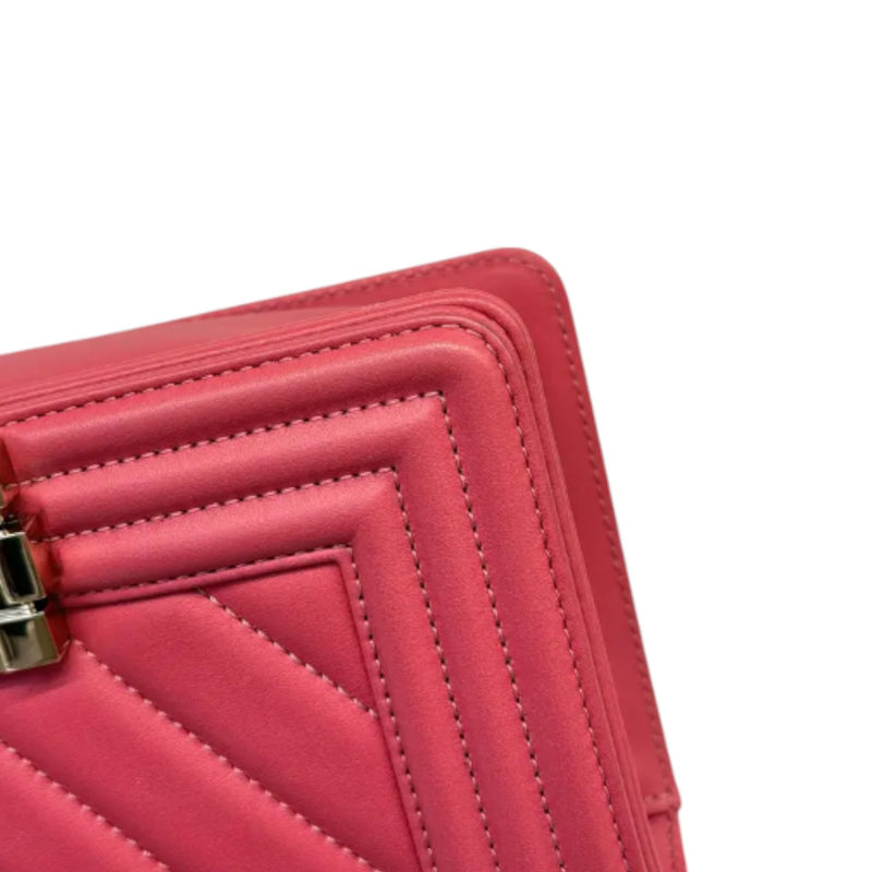 Boy Flap Small Calfskin Chevron Quilted Red GHW