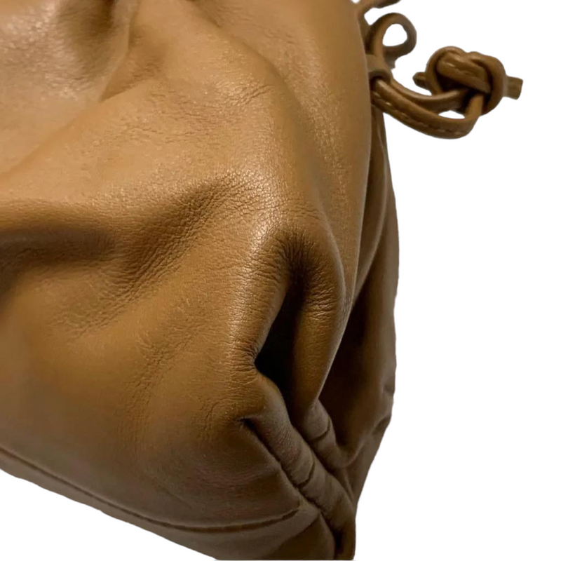 Bottega veneta online pouch camel