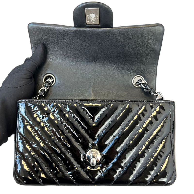 Chanel Chevron Patent Leather Classic Maxi Single Flap Bag - FINAL