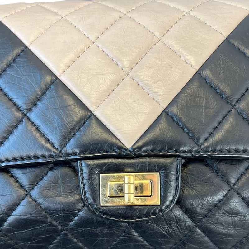 Large 2.55 handbag, Aged calfskin & gold-tone metal, black