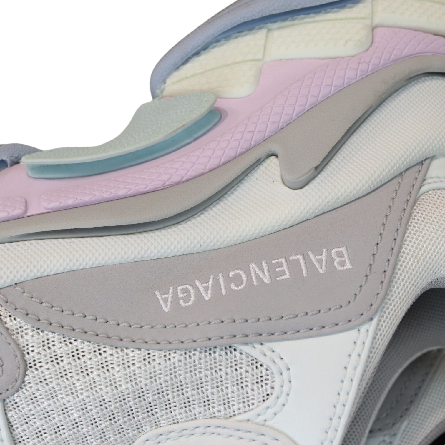 Balenciaga triple s womens 38 on sale