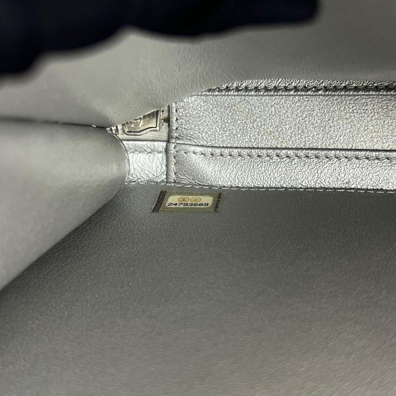 Vanity Case Medium Silver SHW