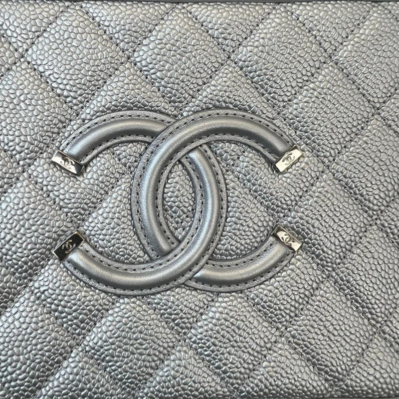 Chanel Metallic Caviar Quilted Round Filigree Crossbody Dark Silver