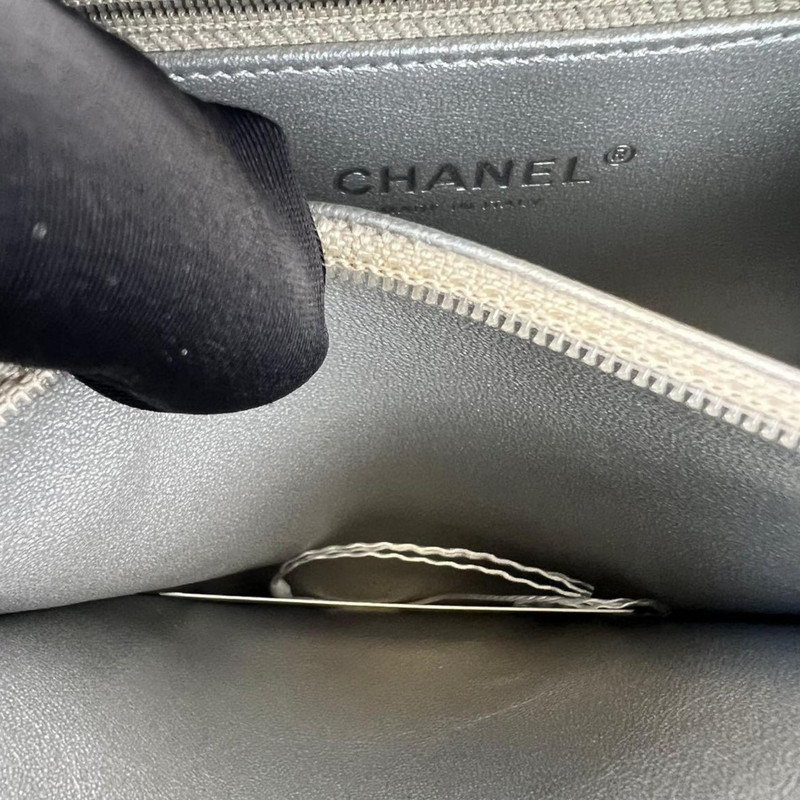Chanel Rainbow Top Handle Vanity Case Metallic Silver Lambskin