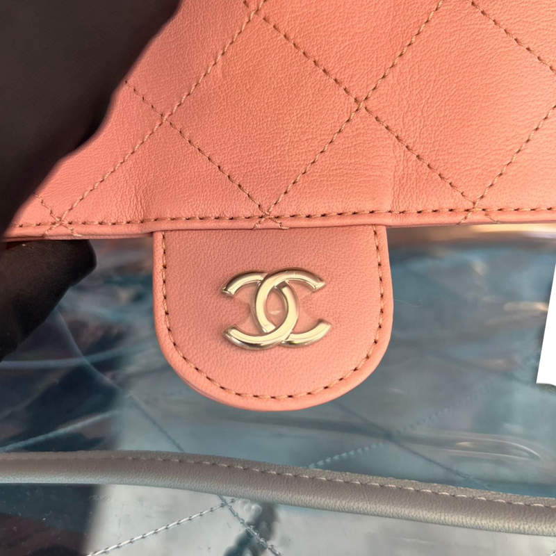 Chanel CC pink and transparent leather and pvc Shopping Bag. at