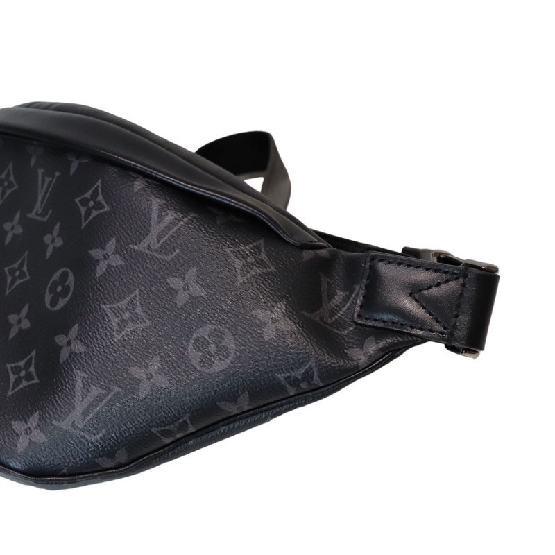  Louis Vuitton M44336 LOUIS VUITTON Monogram Eclipse Men's  Shoulder Crossbody Bag Discovery Bum Bag, Black : Clothing, Shoes & Jewelry